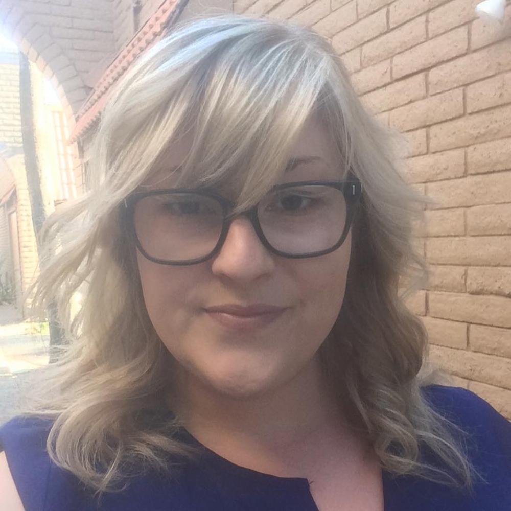 Meet your Posher, Alexis